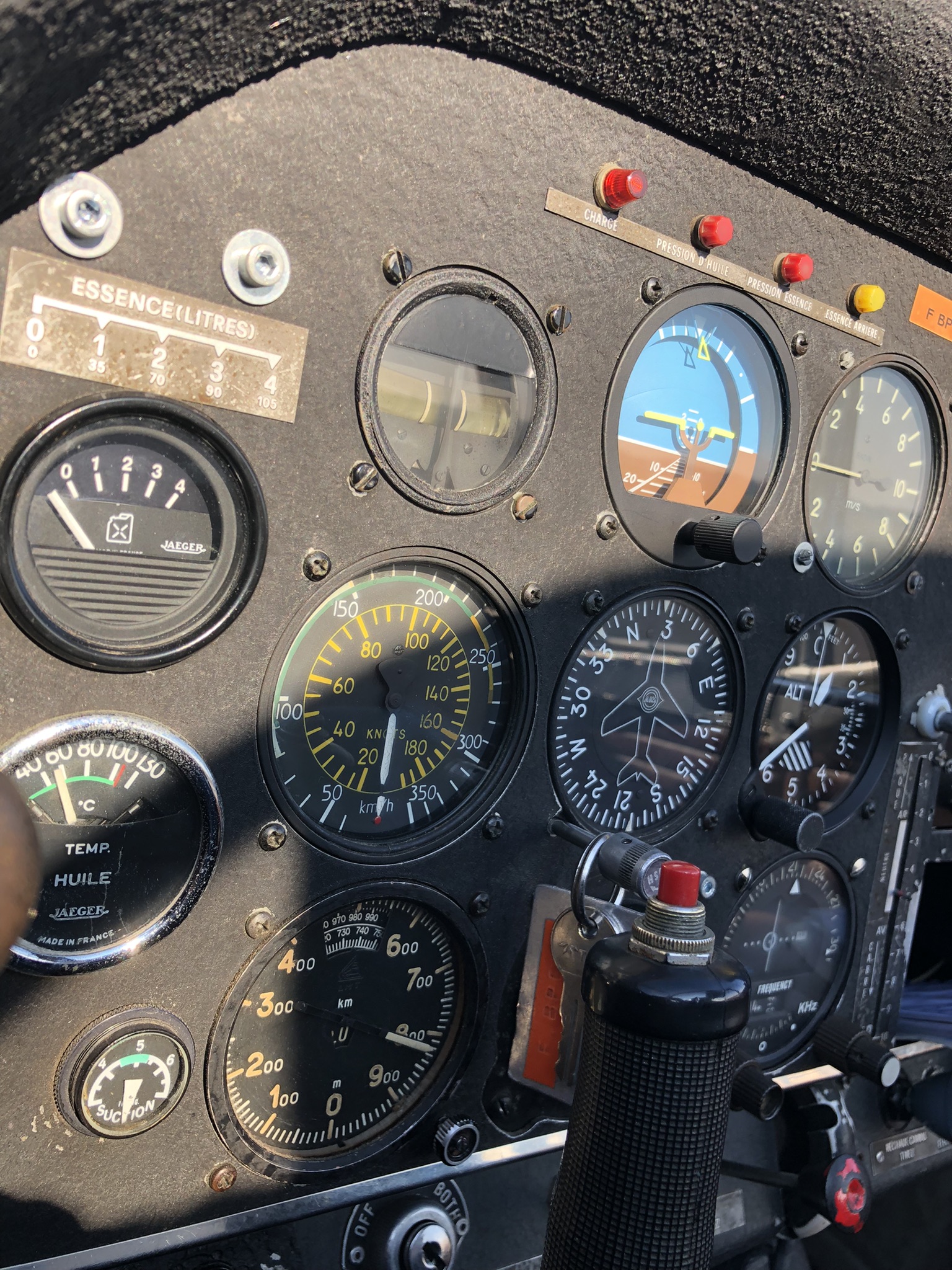 Tableau de bord DR221